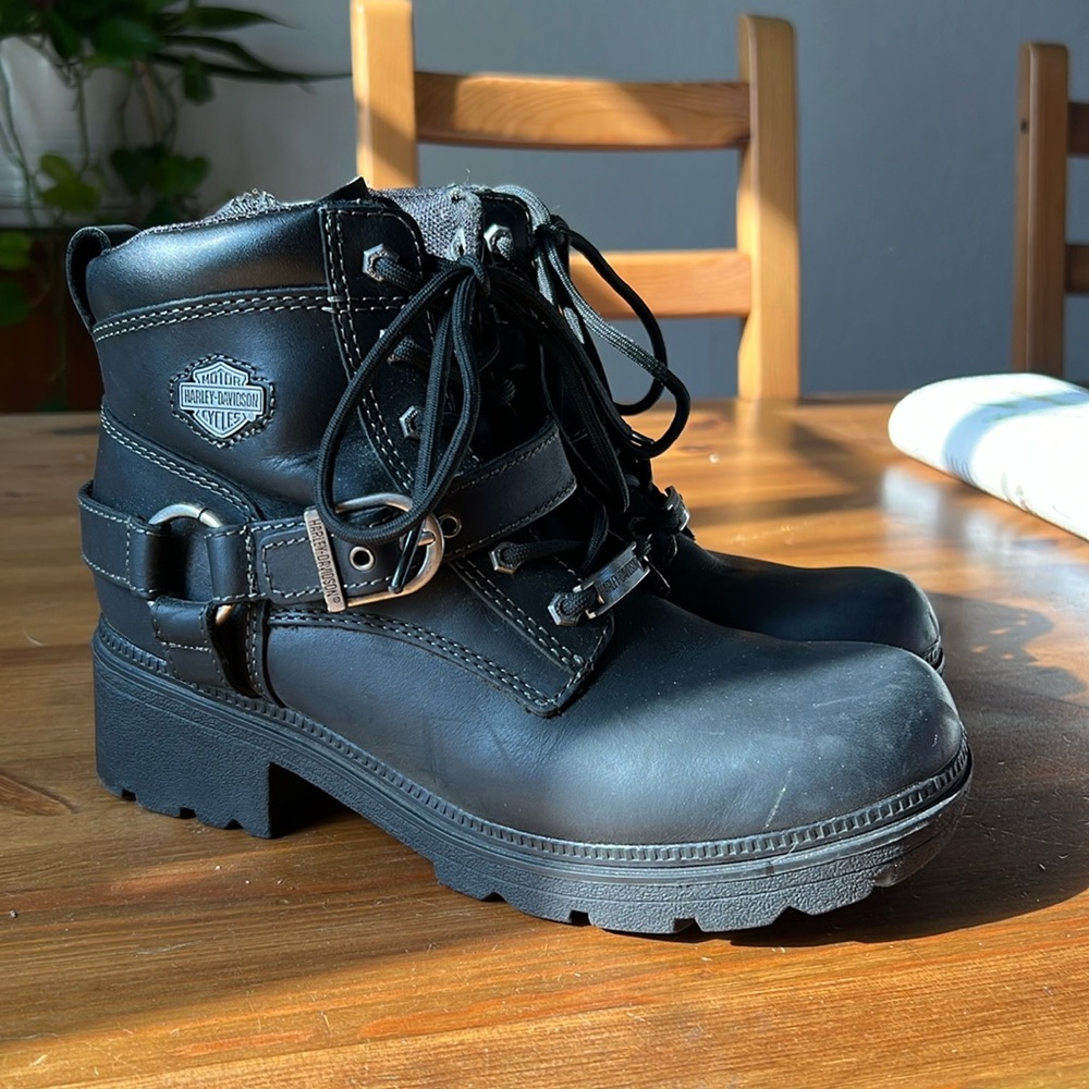 Harley Davidson Women's Tegan Lace up Boot - Size 7.5